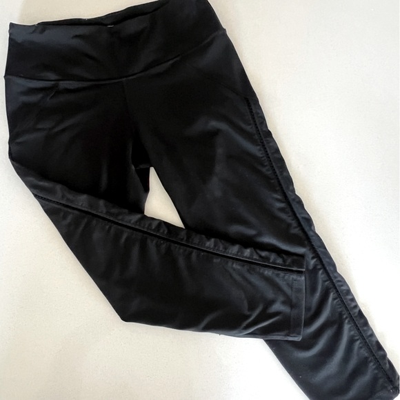 VS Knockout Yoga pants - Bk open side Medium - Picture 1 of 6